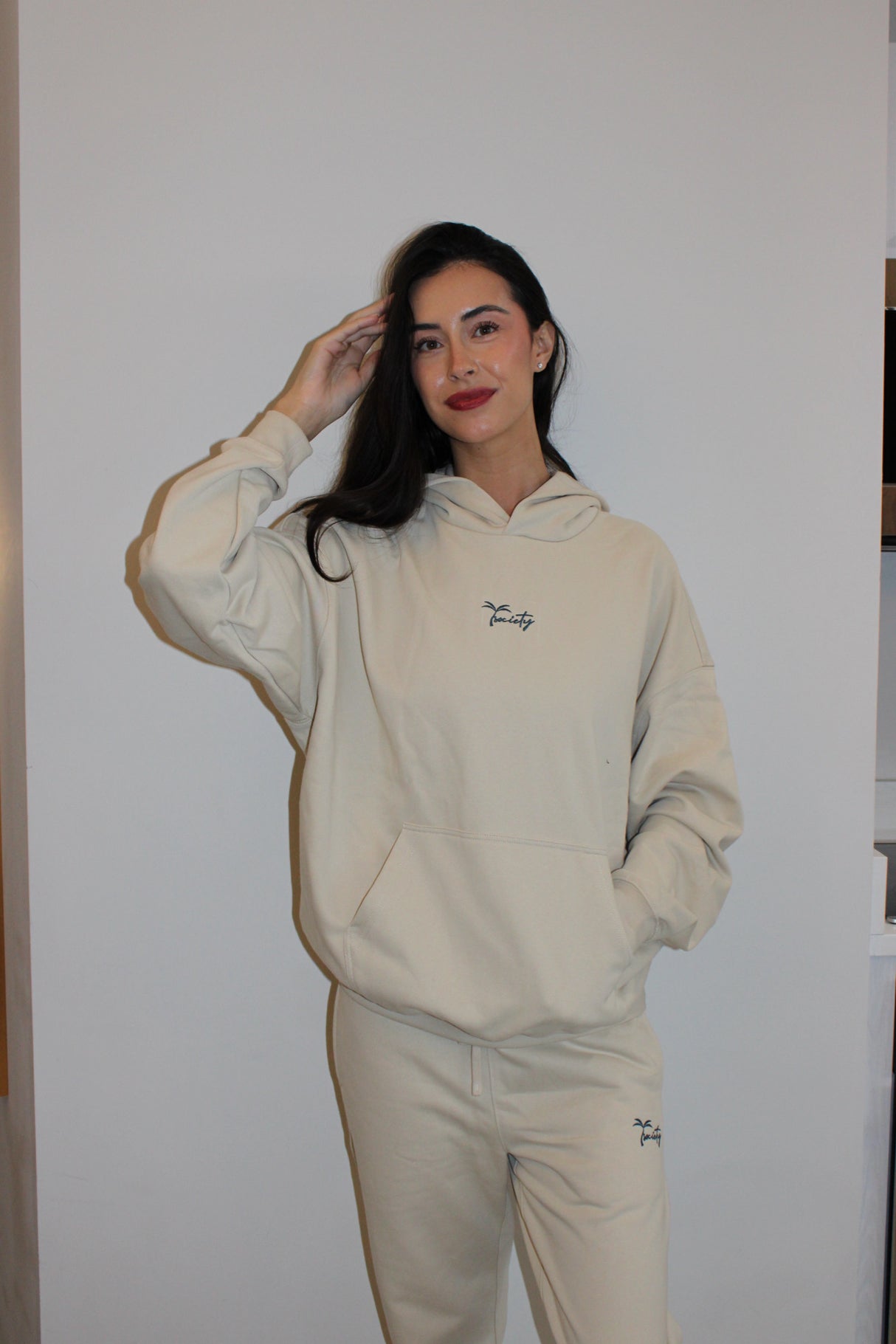 Signature Hoodie Beige