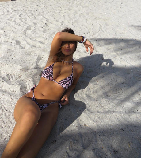 khloe kardashian photo leopard bikini