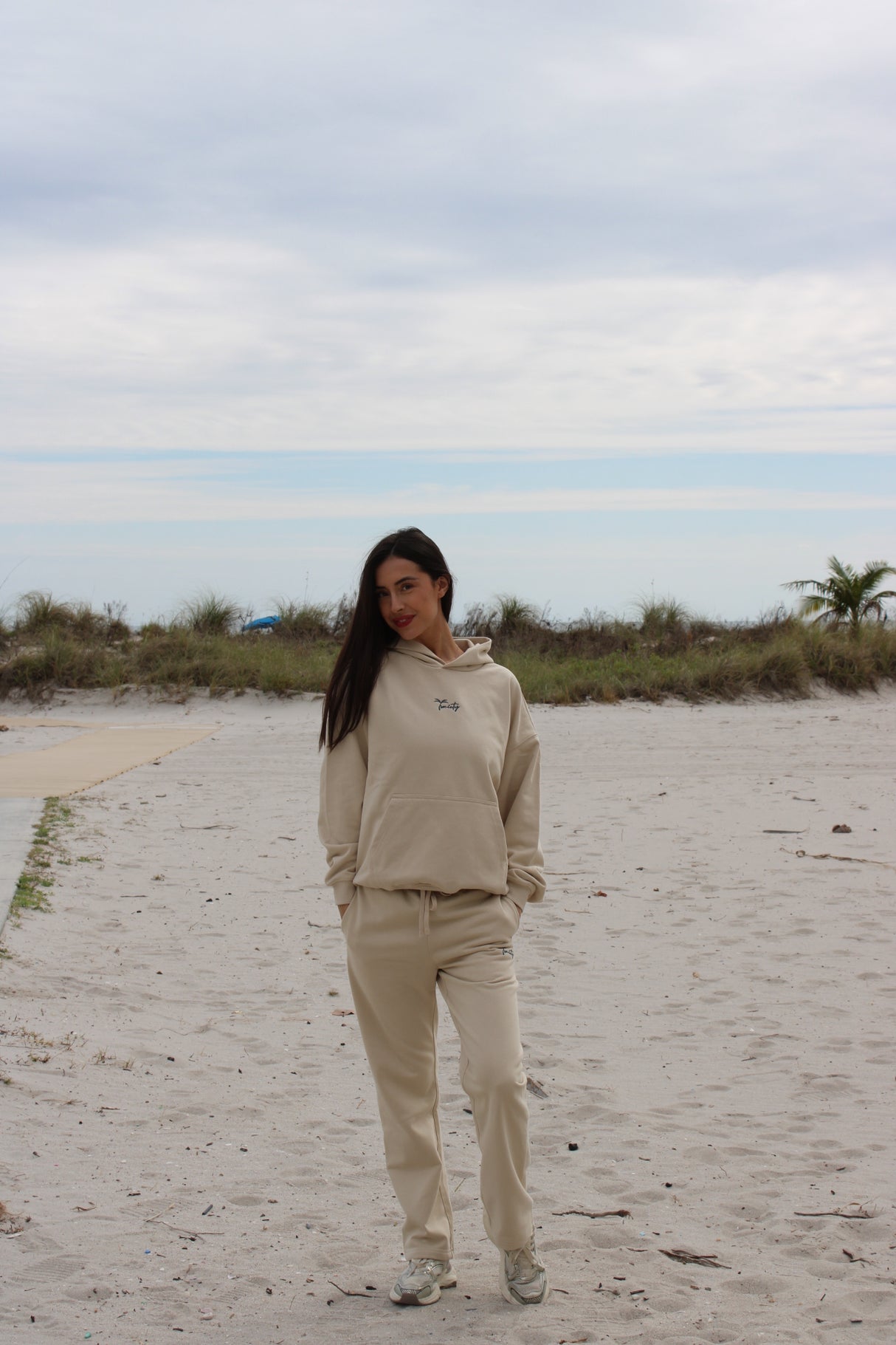 Signature Beige Sweat Set Bundle